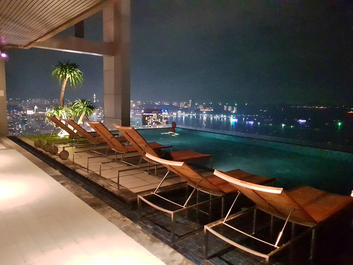 Centric Sea By Pattaya Holiday Банг Ламунг Екстериор снимка